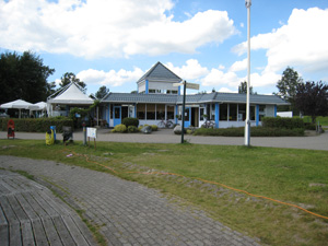 Havengebouw jachthaven De Eemhof Zeewolde